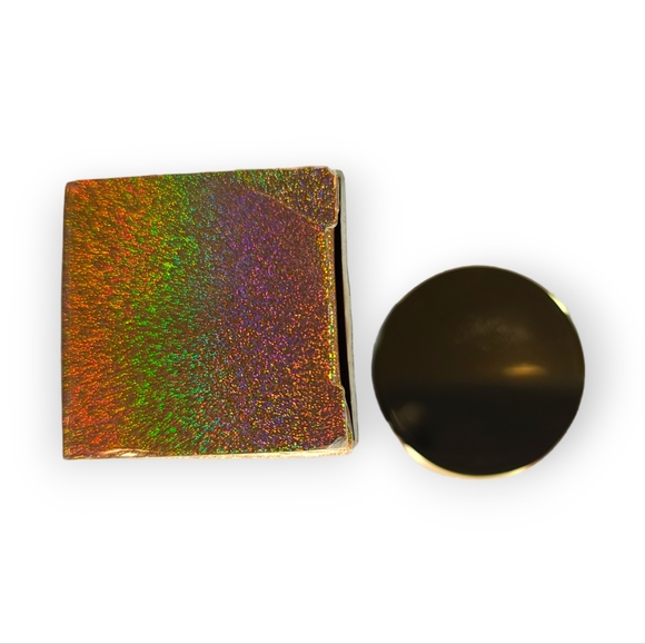 Too Faced Pure Gold Ultra Fine Face and Body Glitter Infused with Real Gold - Picture 8 of 13